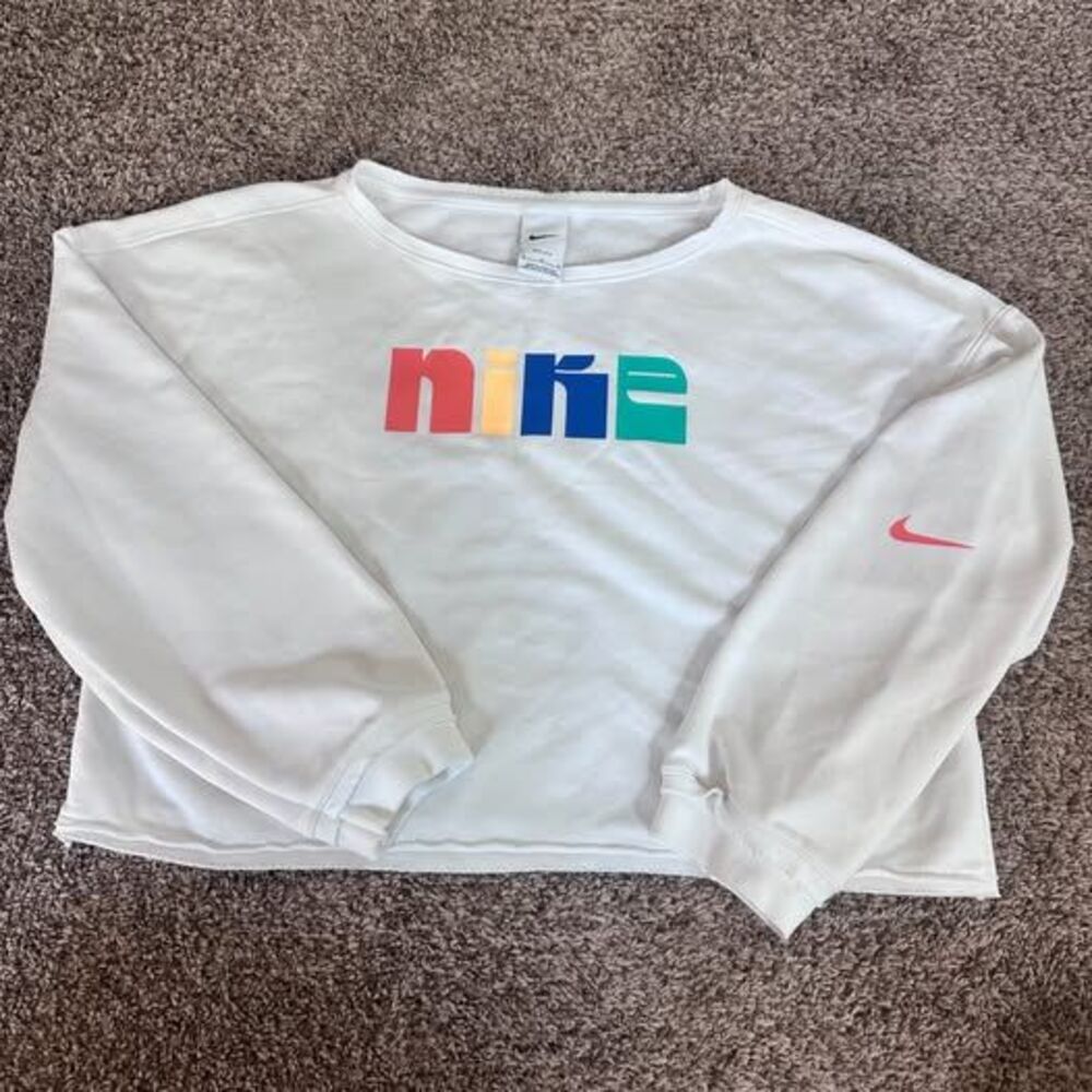 Nike Women's Medium Sweatshirt